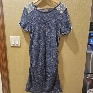 Womens maternity dress, sz M/M, blue with flecks of cream, soft short sl…